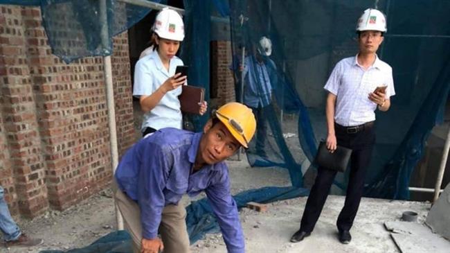 Rơi từ tầng 14 xuống đất, hai công nhân ở Hải Dương thương vong